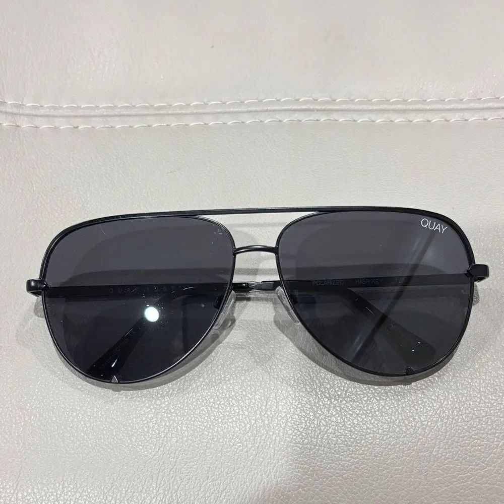 Quay Polorized High Key Black Aviator Sunglasses